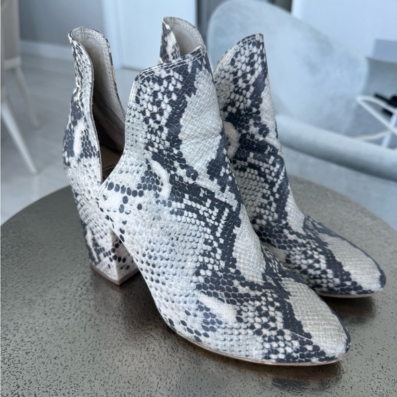 steve madden rockstar snakeskin booties Snakeskin Patterned Ankle Boots - Picture 3 of 8